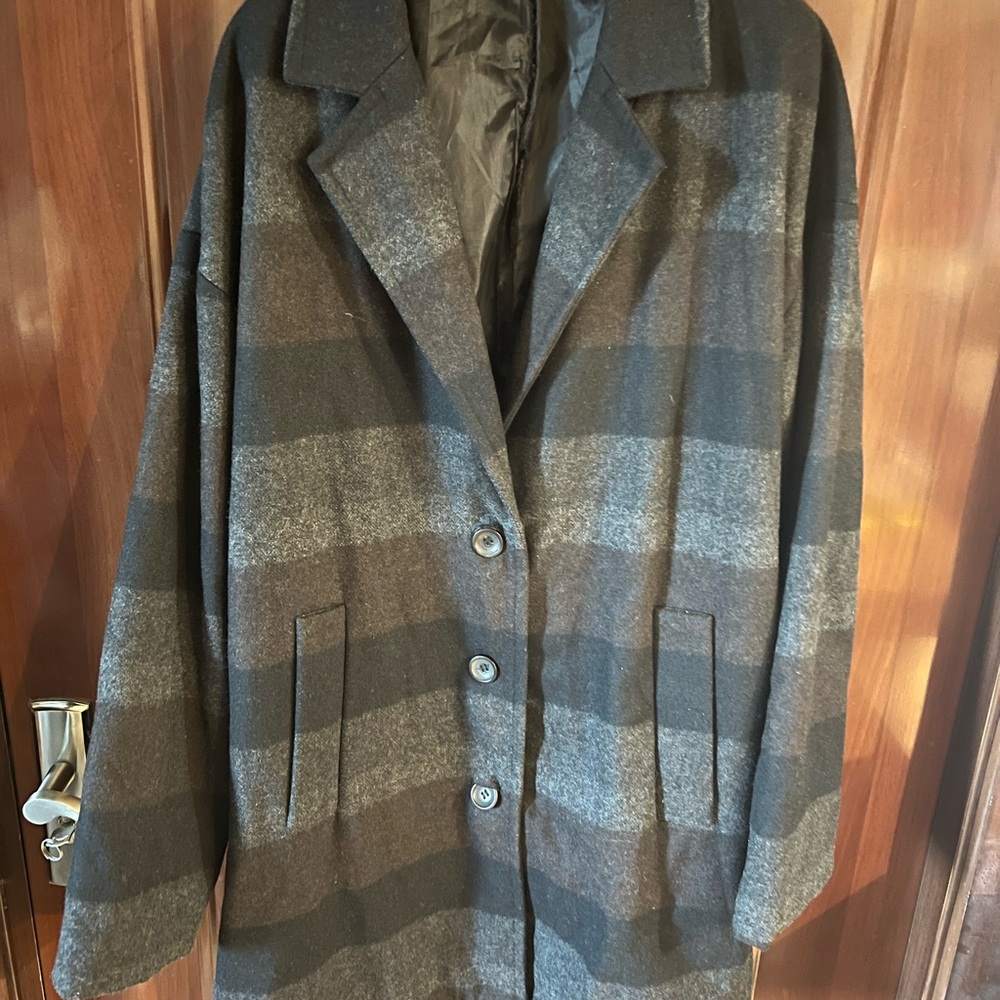 Gray and Brown Pea Coats for Everyday Style